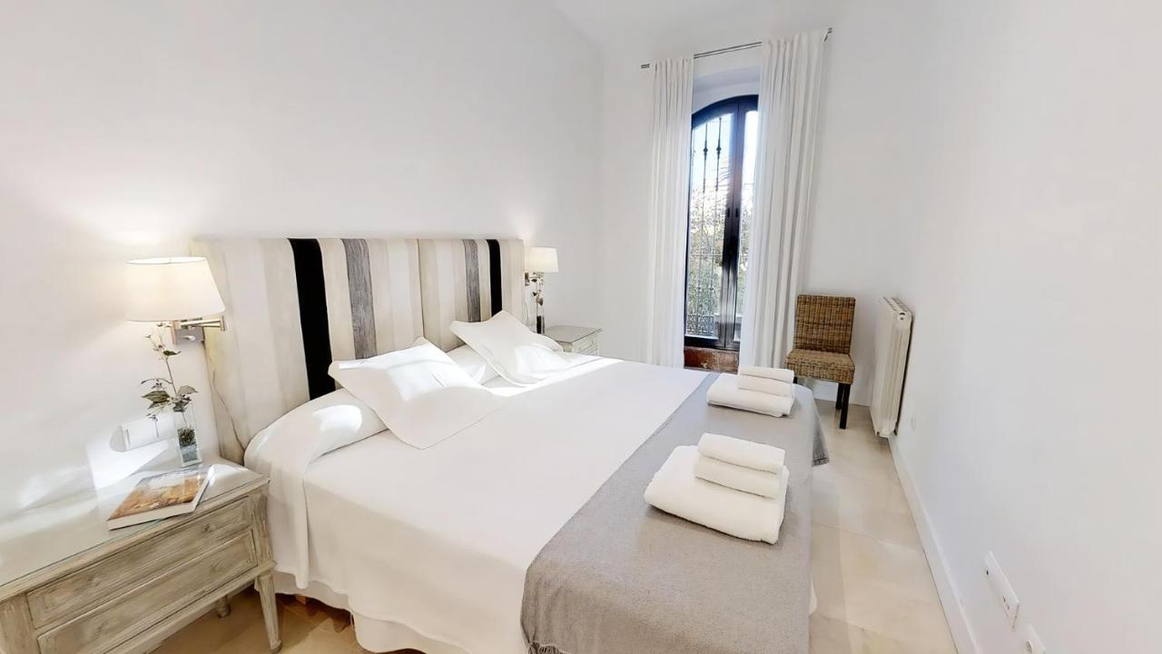 Sevilla Luxury Rentals - Alcazar *